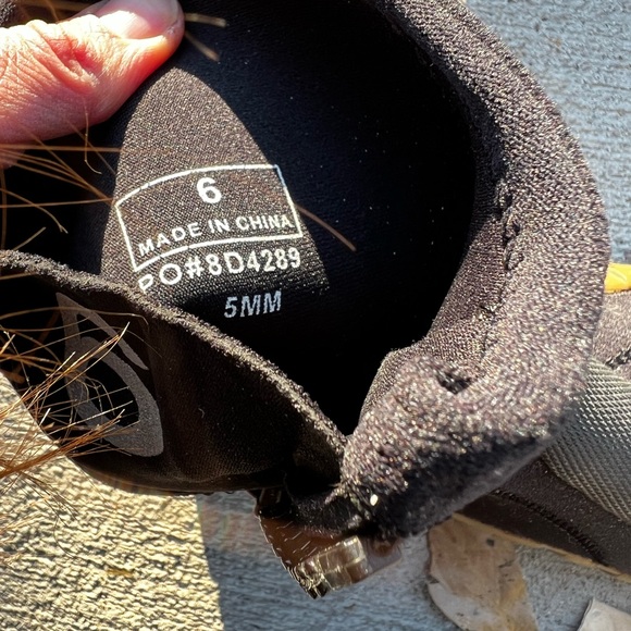 Deep See Scuba Boots - Picture 2 of 6